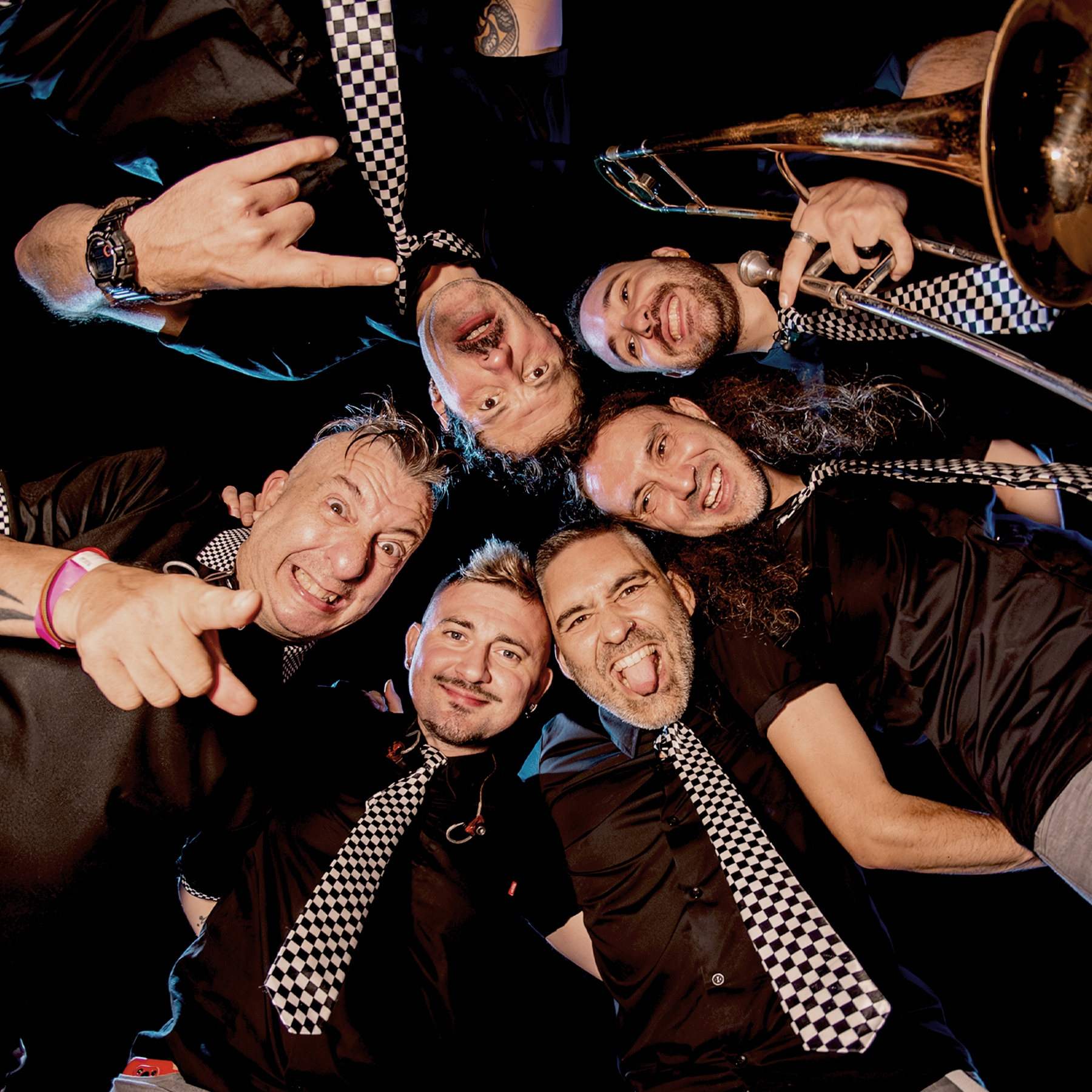 The Locos en concert à La Puce à l'Oreille le Sam 28 nov
